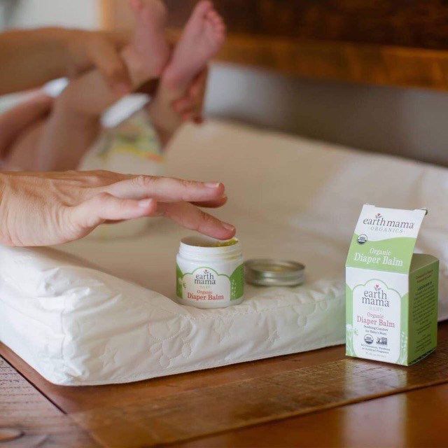 Kem chống hăm hữu cơ Earth Mama Organic diaper balm.