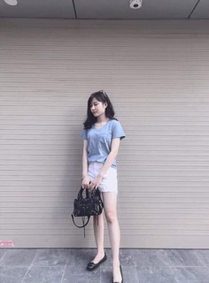 Áo phông Gap cổ tim hot hit