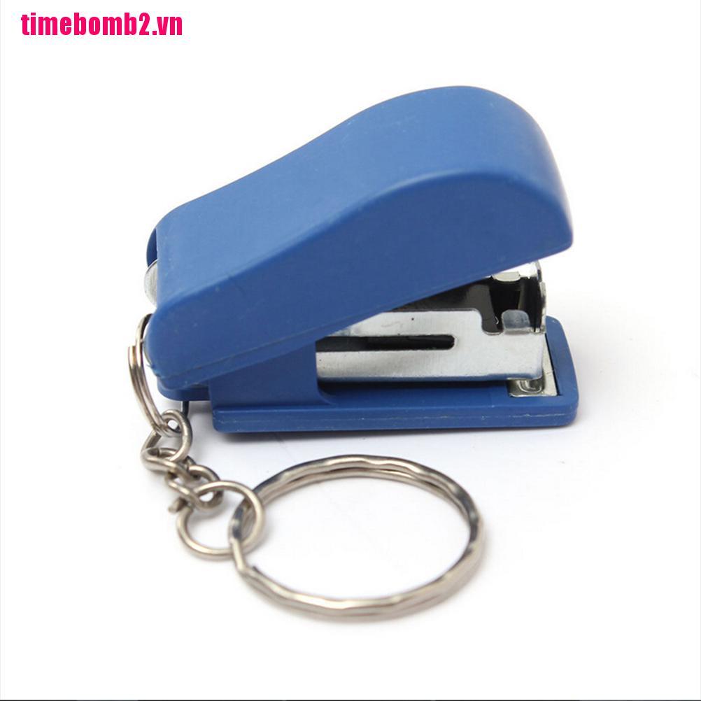 Đồ bấm ghim màu ngẫu nhiên tiện lợi