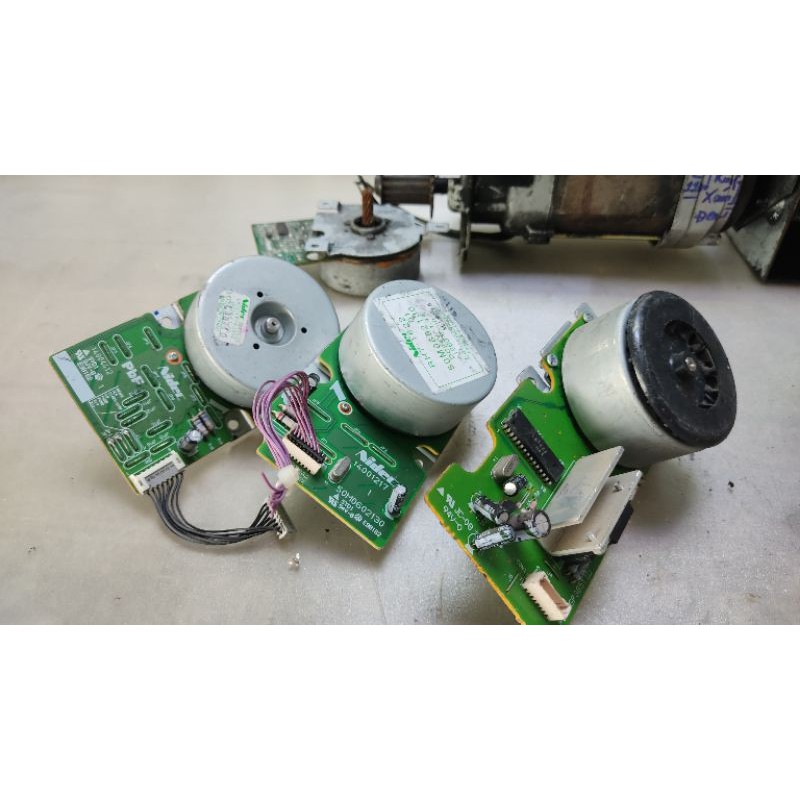 3 cục motor không chổi than