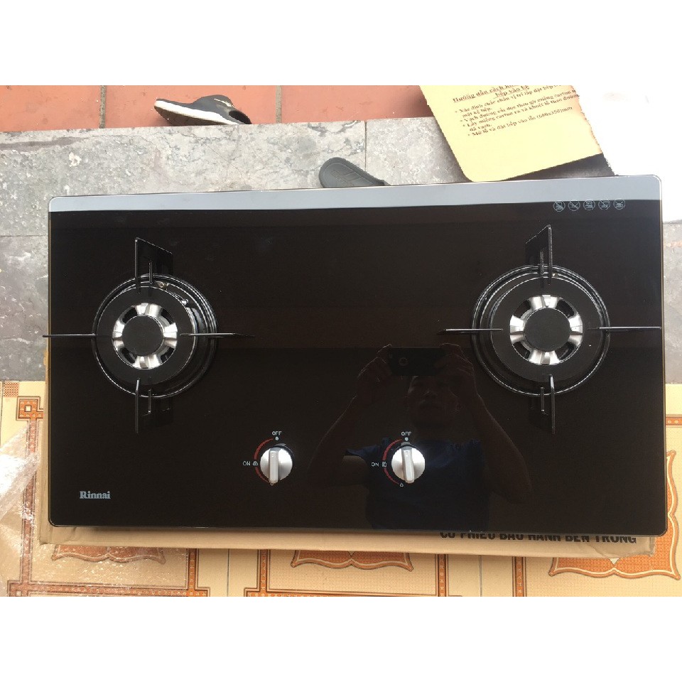 Bếp gas âm Rinnai RVB-212BG Mặt kính cường lực, đánh lửa IC  ngắt gas tự động, Bảo hành chính hãng 2 năm