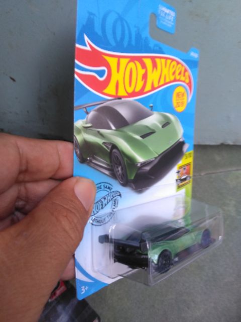 Xe Hotwheels Aston Martin Vulcan , hàng hiếm