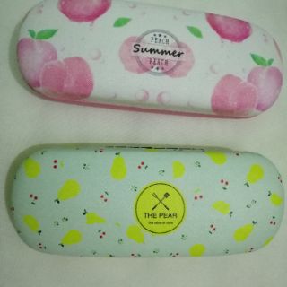 Hộp đựng kính cute
