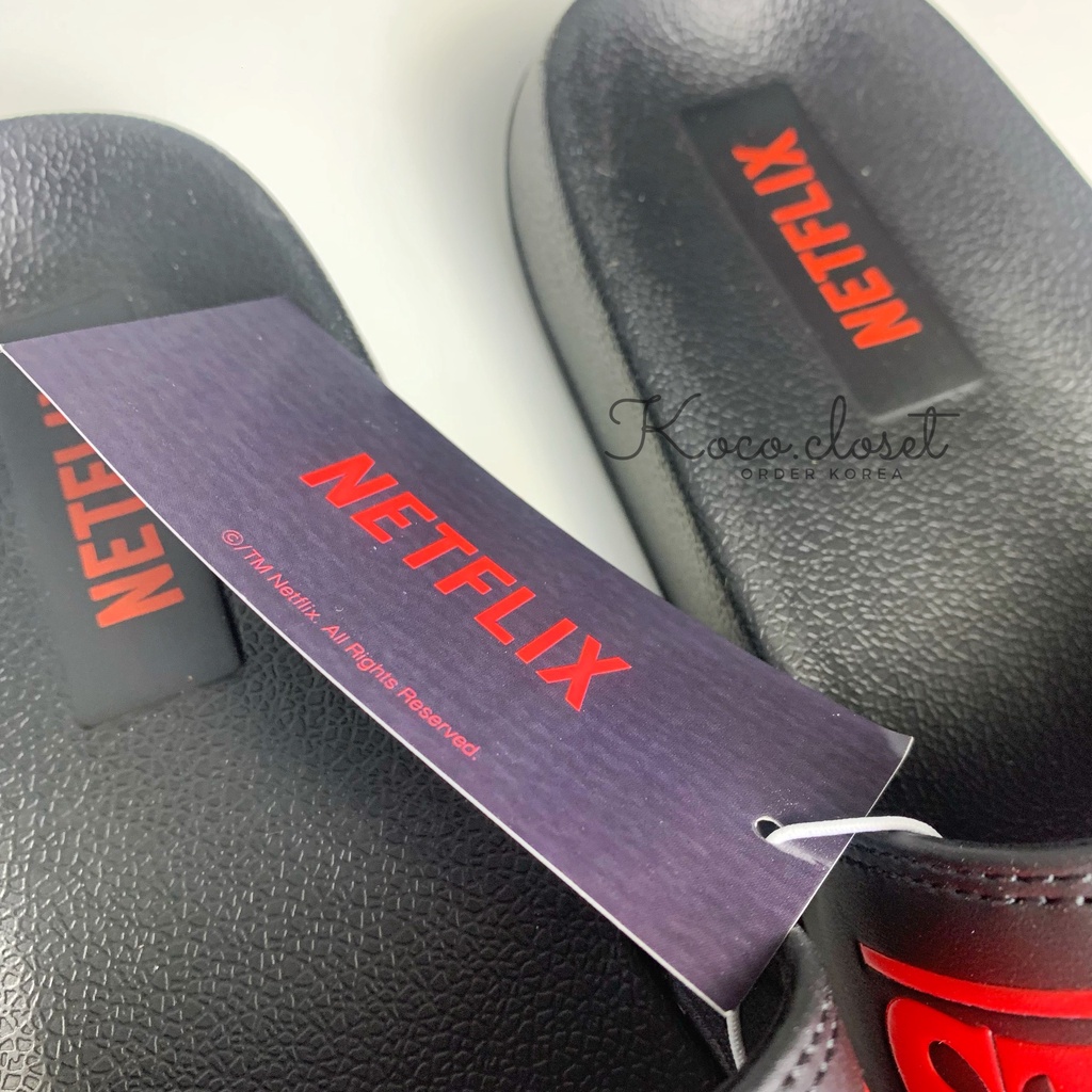 DÉP SPAO NETFLIX HỌA TIẾT PHIM STRANGER THINGS SLIPPER Black Đen