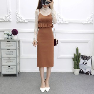 Váy len dài thắt eo xoè giữa hai dây