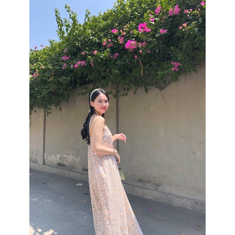 Đầm dài hai dây bo chun sau lưng ELLIE DRESS | BigBuy360 - bigbuy360.vn