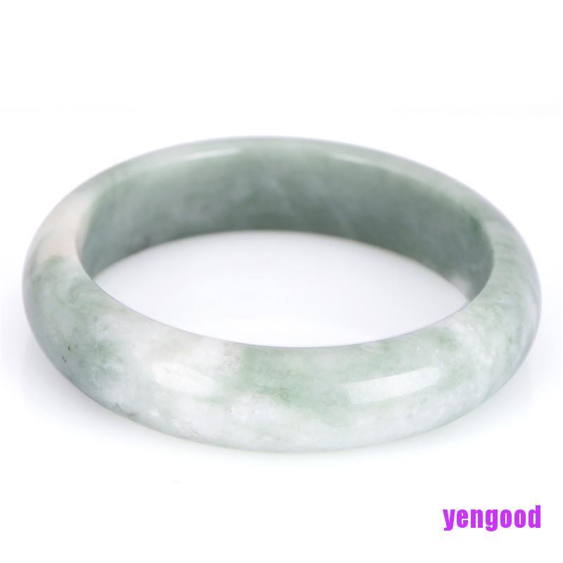 Vòng ngọc bích sang trọng quý phái thời trang đẹp mắt