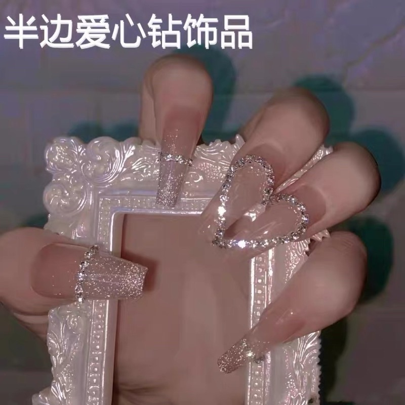 Dây xích nail , dây xích đá trang trí móng