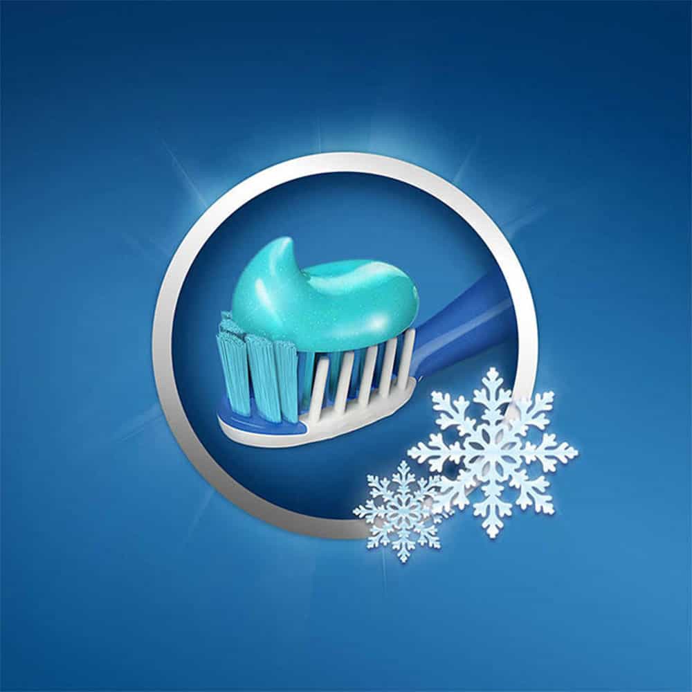 Kem đánh răng Crest Arctic Fresh - Giúp trắng răng vượt trội và cho hơi thở thơm mát dài lâu