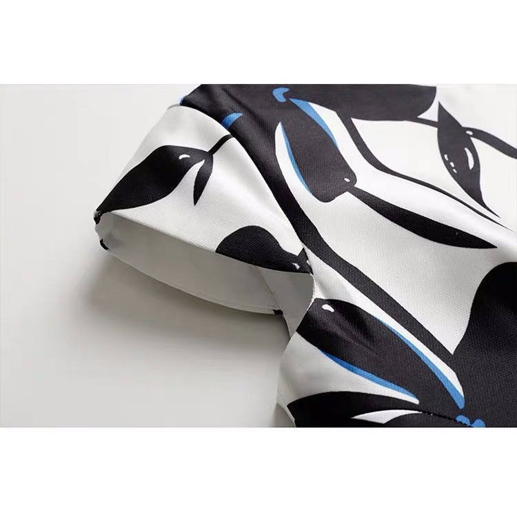 Đầm xòe hoa văn