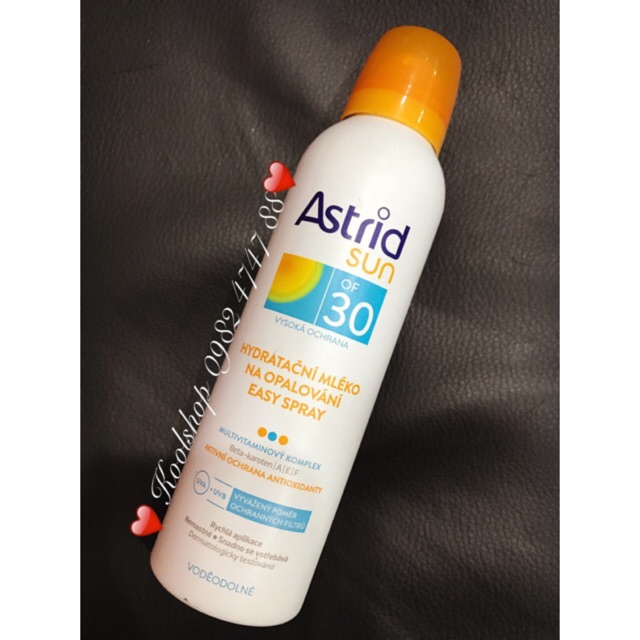 Xịt chống nắng dưỡng sáng da ASTRID SPF 30 – ASTRID SUN Moisturizing Suncare Easy Spray SPF 30 -150ml