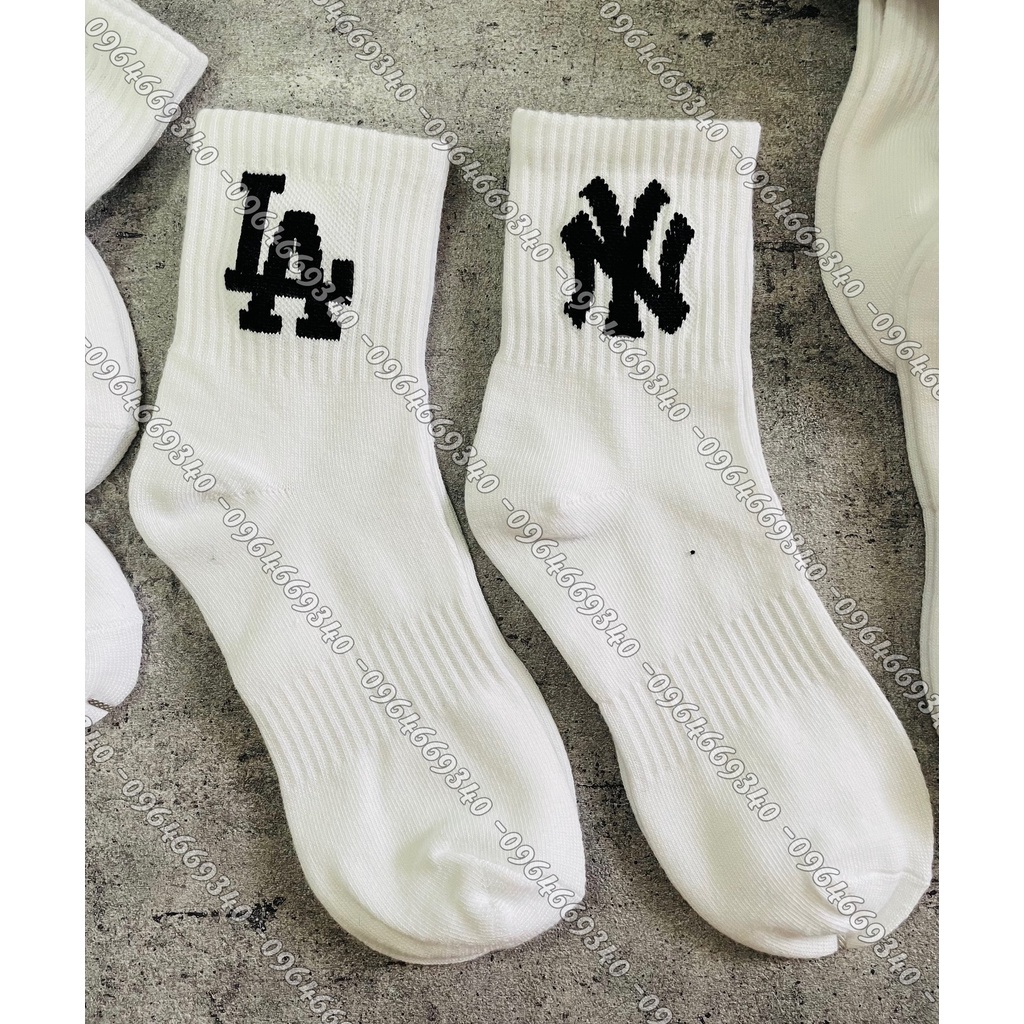 Tất MLB cổ lửng