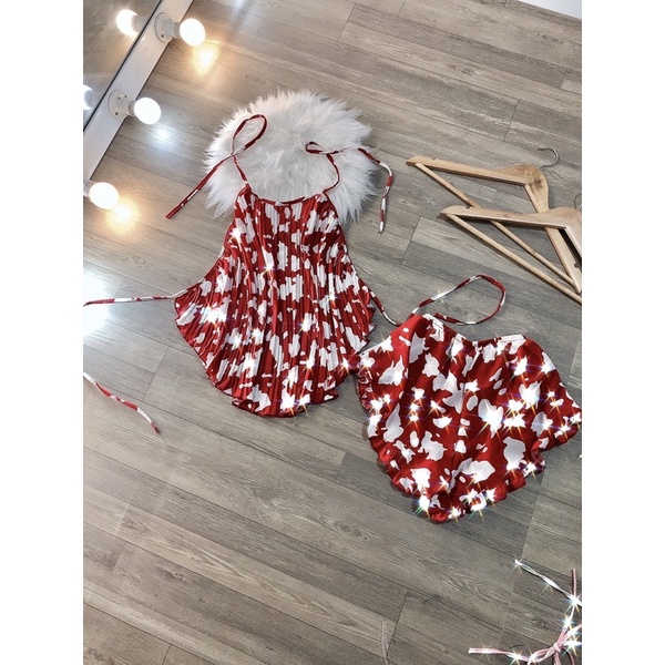 Set Yếm Bò Sữa Dập Ly Sexy Siêu Hot Hình Thật + Clip | BigBuy360 - bigbuy360.vn