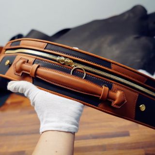 Rập mẫu phần quai dụng cụ làm da thủ công