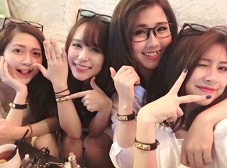 Vòng tay HM khóa cài nhỏ