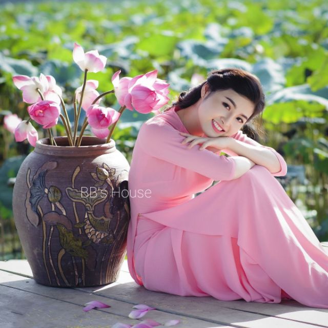 Áo dài 4 tà, quần lụa đồng chất siêu xinh