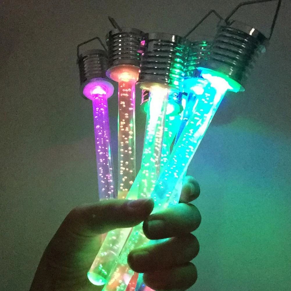 Đèn LED Thay Đổi Màu Sắc Sử Dụng Năng Lượng Mặt Trời Bằng Acrylic Chống Thấm Nước Dùng Trang Trí Tiệc Giáng Sinh