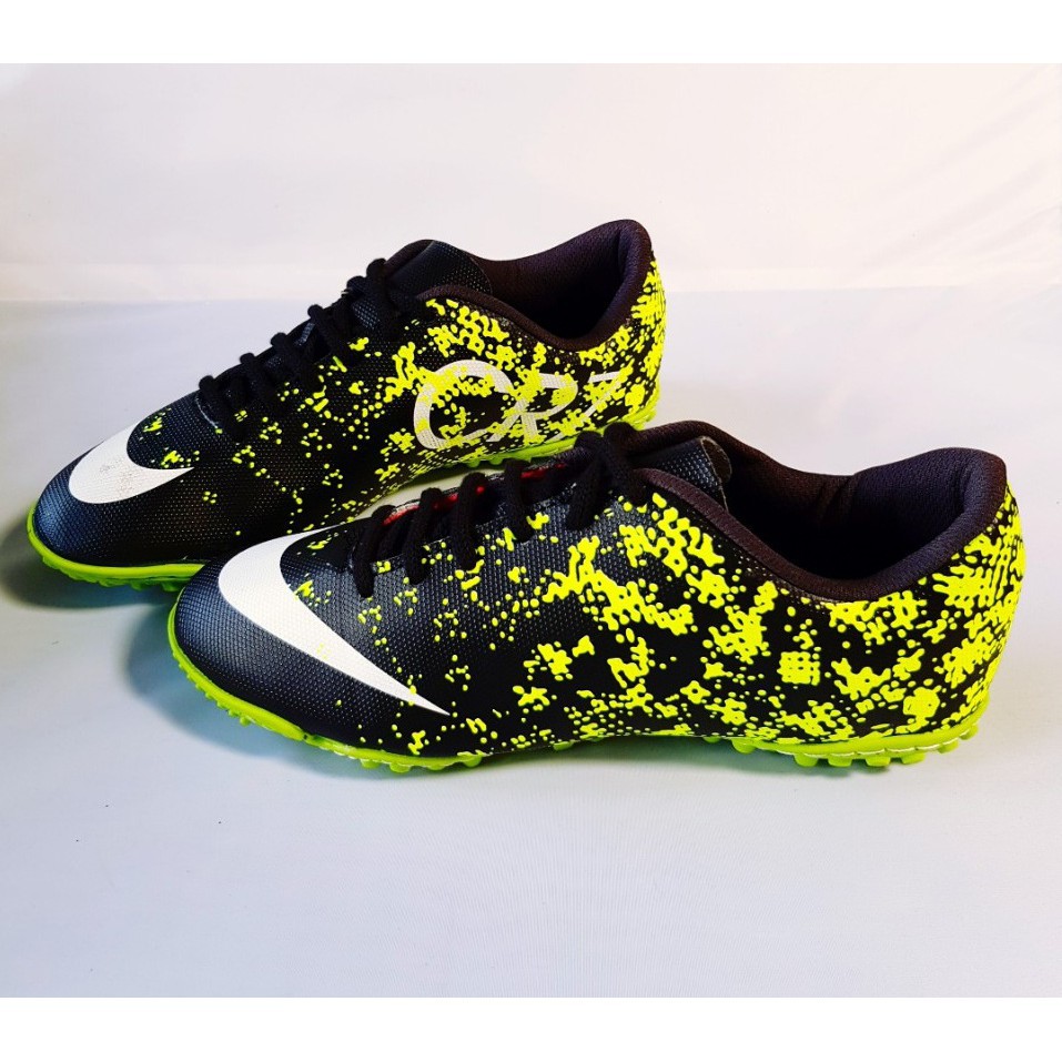 Giày đá bóng CR7 lớn nhỏ đủ size