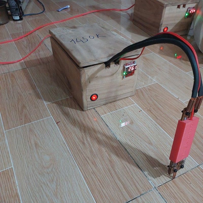 Máy hàn cell pin tay rời