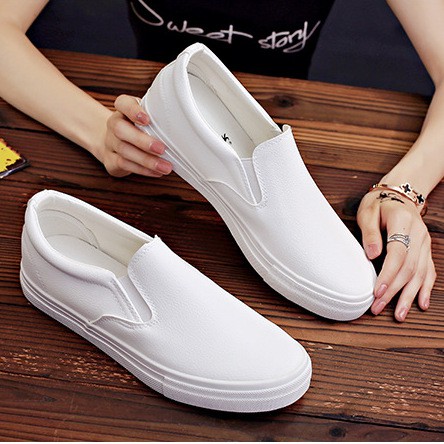 Slip on da nam nữ - Giày lười da nam nữ - Da PU màu trắng và đen - Hàng fullbox, fulltag - Mã SP A568/B257