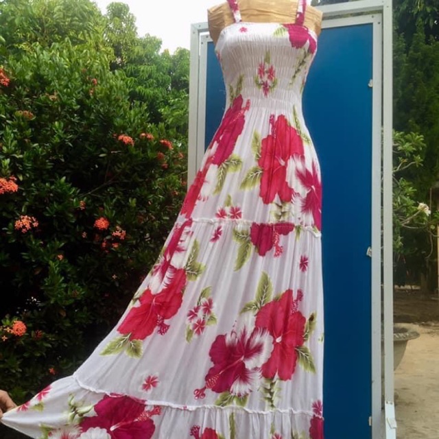 Đầm maxi đi biển chất lanh lụa cực mát