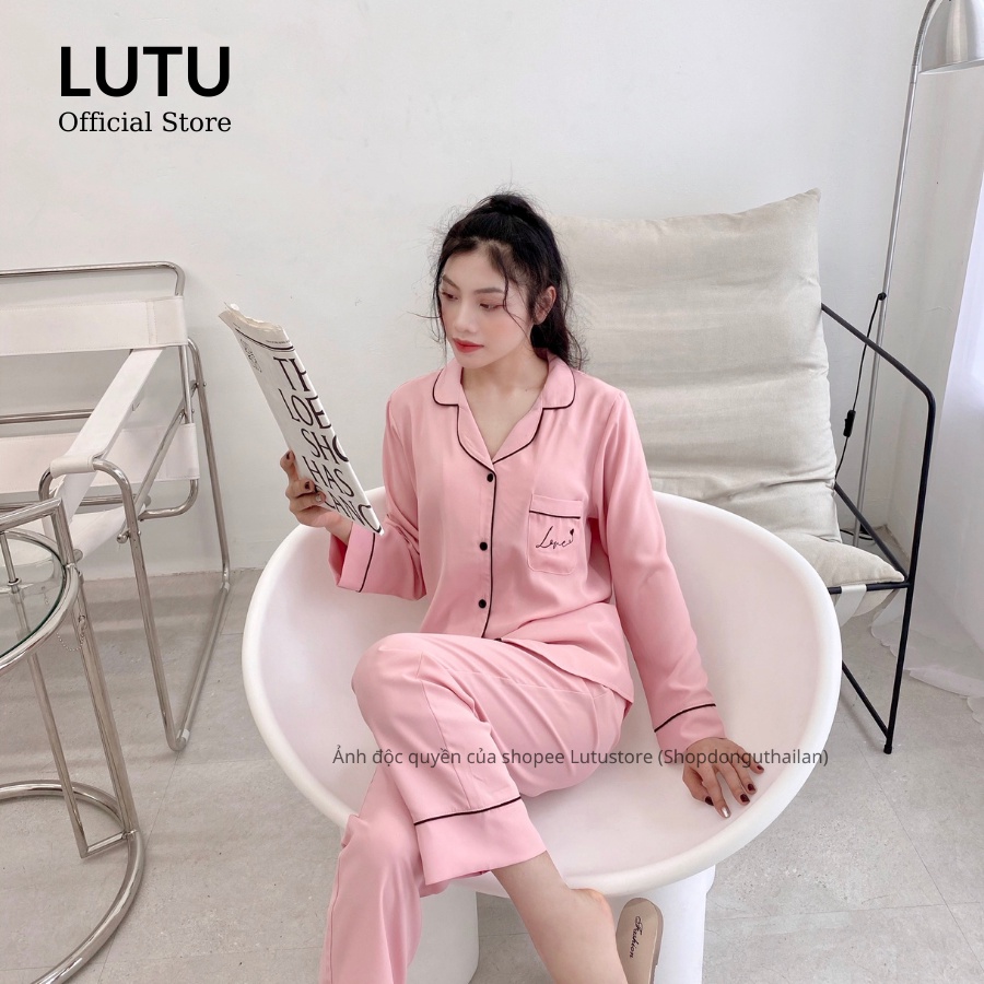 Bộ Pijama Lụa Dài Tay Cao Cấp Thêu Chữ Love Chất Mềm Mịn Không Nhăn Hàng Thiết Kế