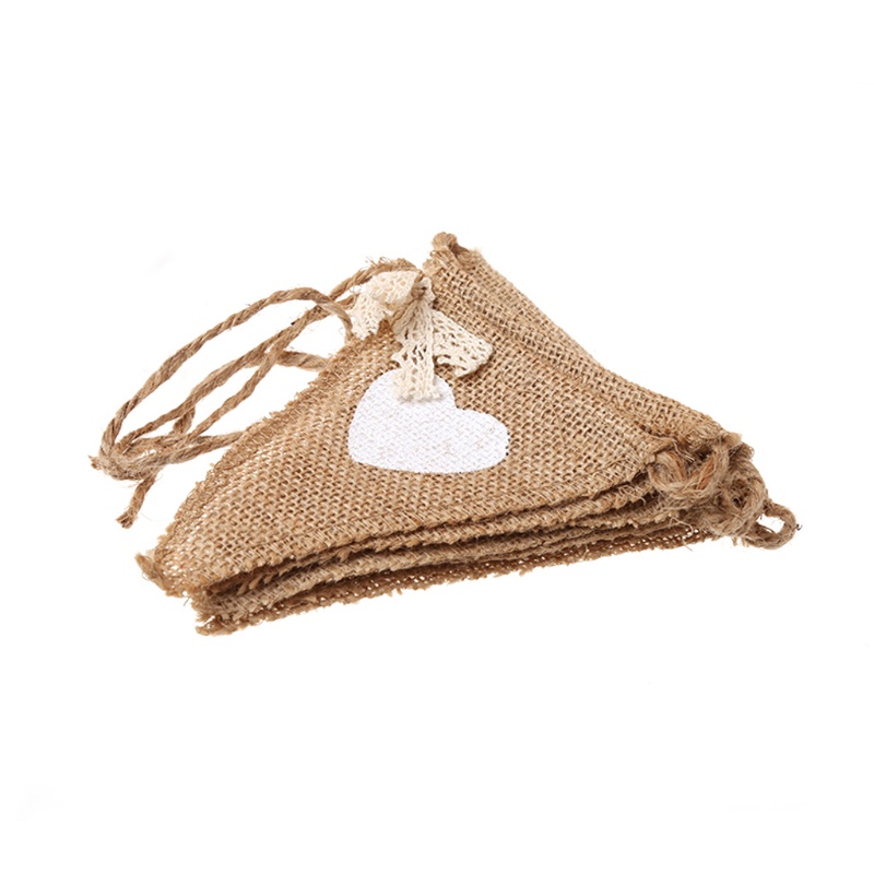 Dây Cờ Treo Trang Trí Hình Trái Tim Dài 1.6M