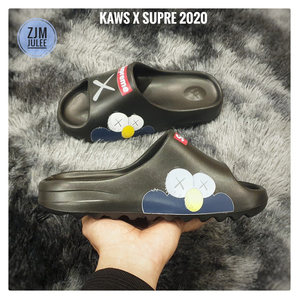 Dép KAWS x SUP - phiên bản đặc biệt - size nam nữ