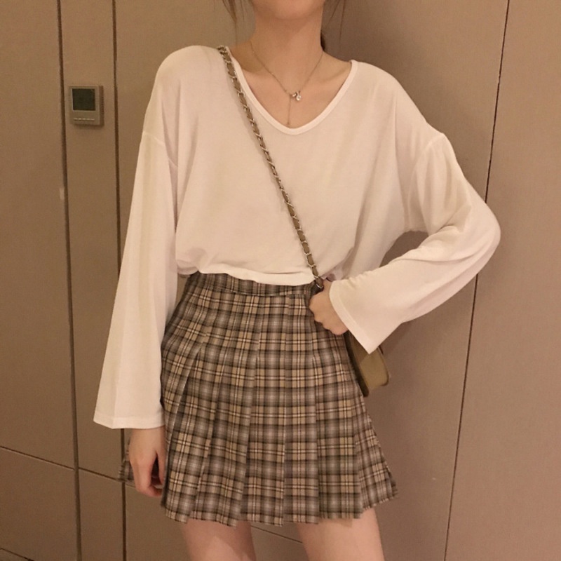 Áo thun nữ tay dài cổ chữ V màu sắc thời trang