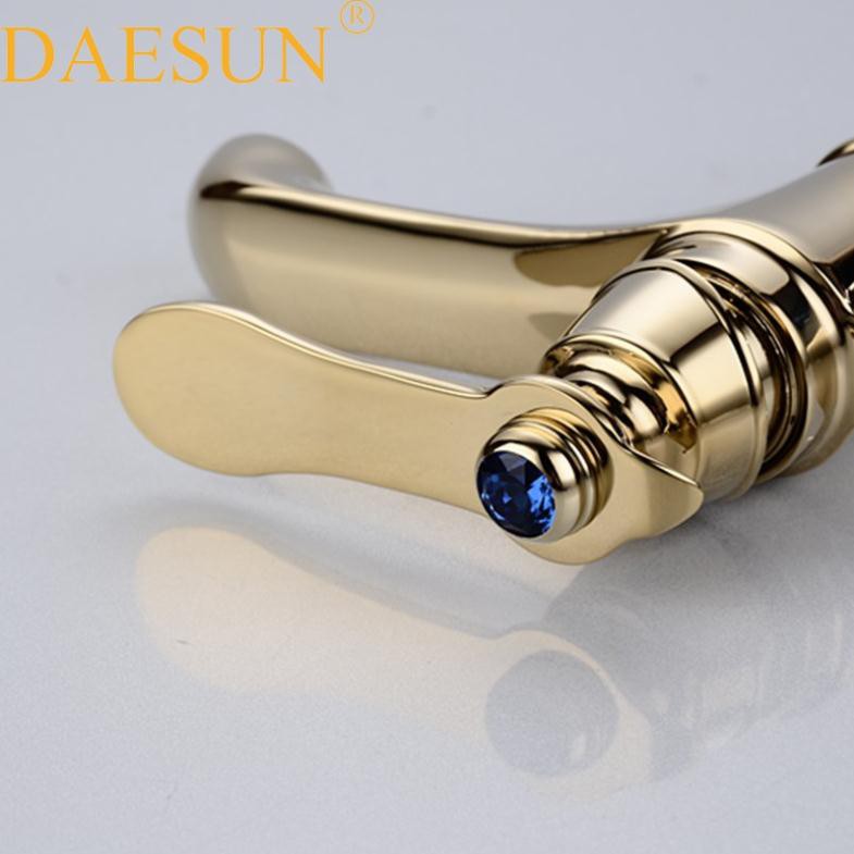 VÒI LAVABO NÓNG LẠNH DAESUN DS 3227 .