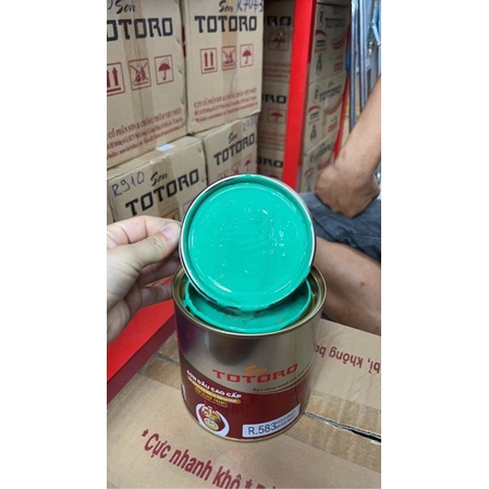 Sơn  Dầu ( Sơn Tủ Sắt+SơN CỬA SẮt cân màu j Ib emem thanh lý hàng tồn nhé( chất  lượng 800ml-1kg