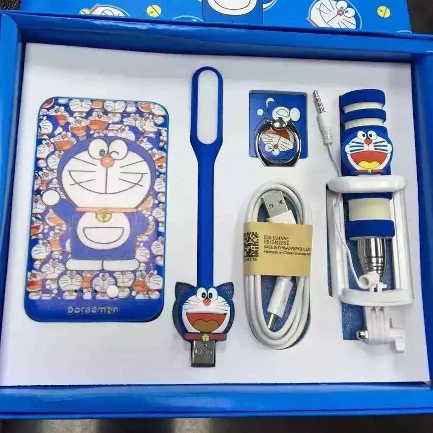 BỘ COMBO SẠC DỰ PHÒNG 5 MÓN ĐÁNG YÊU HÌNH DOREMON – HELLO KITTY