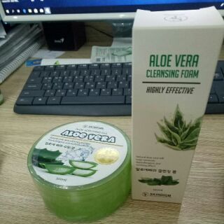 Bộ sản phẩm sữa rửa mặt lô hội và gel lô hội