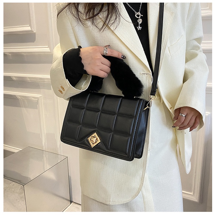 Túi Xách Nữ Đeo Chéo Đi Chơi Đẹp Quai Lông Cao Cấp