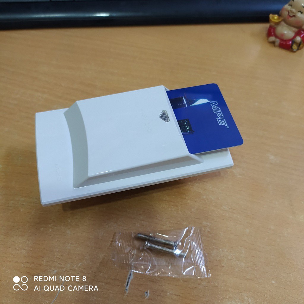 CÔNG TẮC THẺ TỪ 25A MPE DÙNG CHO KHÁCH SẠN