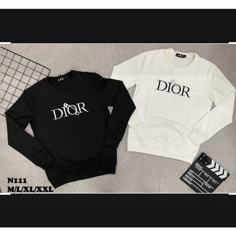 Áo nỉ dài tay Dior thời trang nam nữ có hoạ tiết hai mầu trắng đen, Áo thun phong cách hàn quốc btshop từ 45 đến 75 kg.