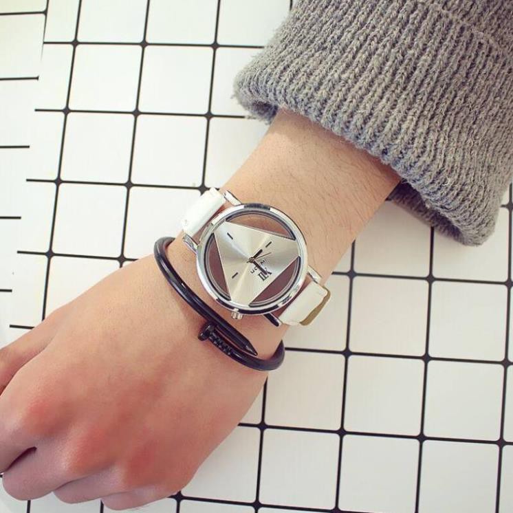 Đồng hồ tam giác thời trang nam nữ WILON teen. | BigBuy360 - bigbuy360.vn