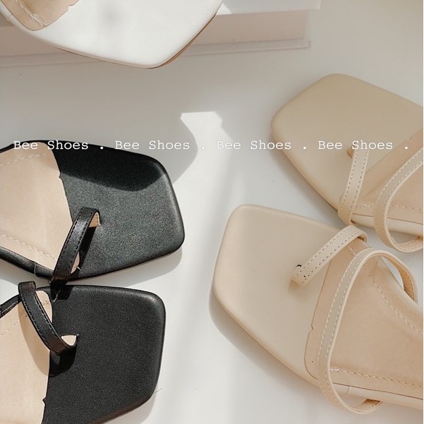 BEESHOES - SANDAL NỮ MŨI VUÔNG XỎ NGÓN TRƠN - SANDAL NỮ MŨI VUÔNG GÓT VUÔNG CAO 5 PHÂN SẴN MÀU ĐEN - KEM - TRẮNG 210312