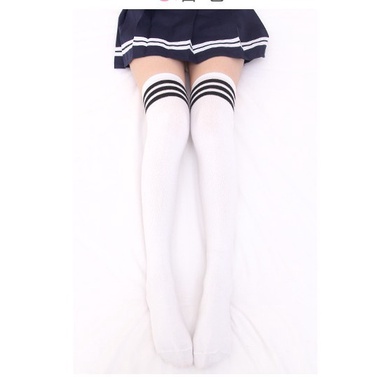 Tất Nữ Dài Trên Gối Kẻ Sọc Trắng Đen Gợi Cảm