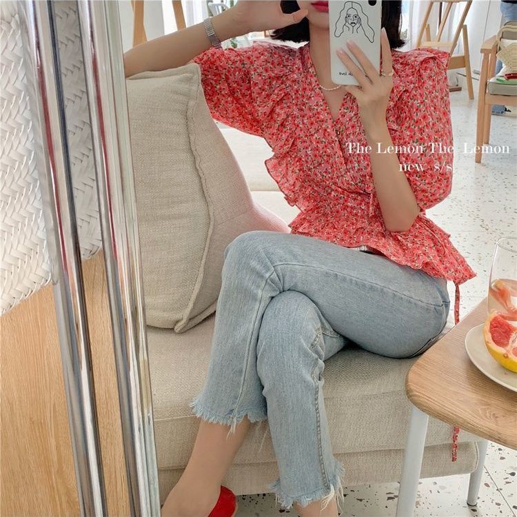 French retro floral ruffled doll shirt blouse, female puffy hem, super fairy short, all-match puff sleeve shirt [issued on May 8]