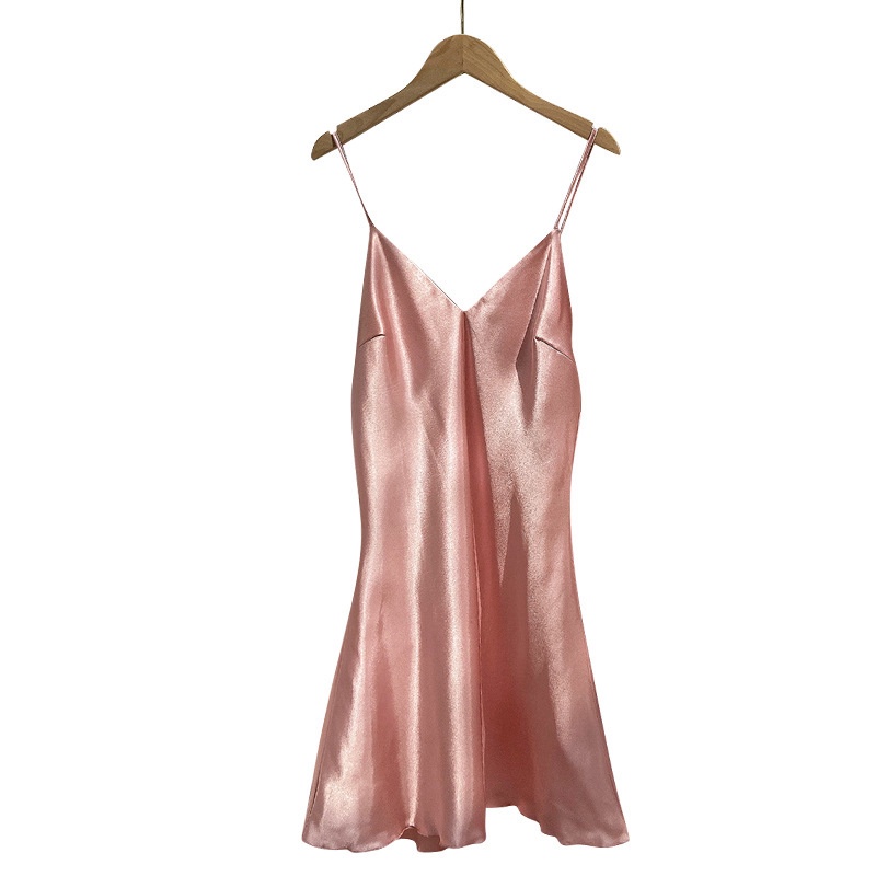 Đầm ngủ hai dây hở lưng màu hồng thiết kế đơn giản quyến rũ