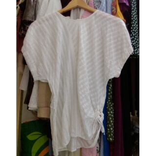[2HAND] Áo kiểu cánh dơi rút dây bên