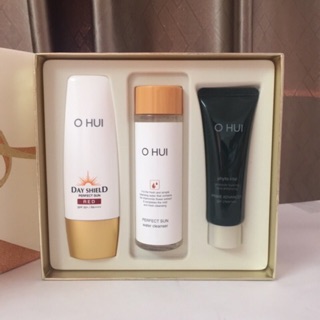 Ohui Kem chống nắng Ohui Day Shield Perfect Sun Red SPF50/PA+++ cải thiện nếp nhăn dành cho da bị ửng đỏ