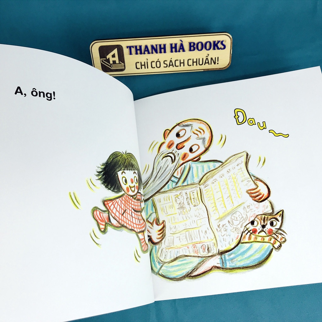 Sách - Tranh Truyện Ehon Nhật Bản 0-3 tuổi - Bé làm quen Ehon: Cùng Chơi Với Bé, Tay Nào Có Tay Nào Không (Lẻ tùy chọn)