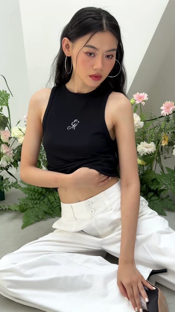 Áo ba lỗ nữ dáng dài thêu logo EAGER TANK chất thun gân co giãn | BigBuy360 - bigbuy360.vn