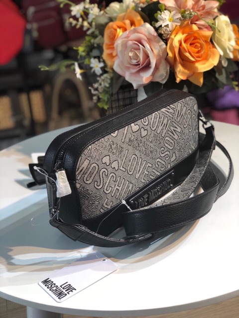 TÚI LOVE MOSCHINO CHUẨN AUTH