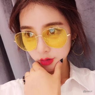 Kính râm góc cạnh nam nữ đều mang được
