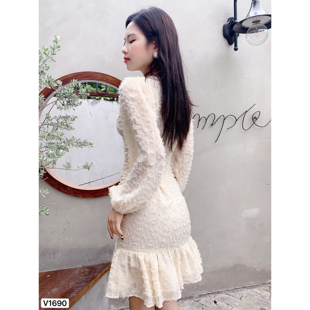 Váy kem đuôi cá V1690 - Đẹp Shop DVC (Kèm ảnh thật trải sàn do shop tự chụp) | BigBuy360 - bigbuy360.vn