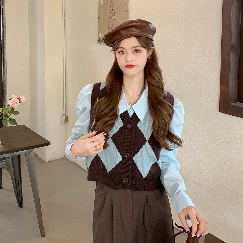 Áo len không tay họa tiết sọc theo phong cách Hàn Quốc