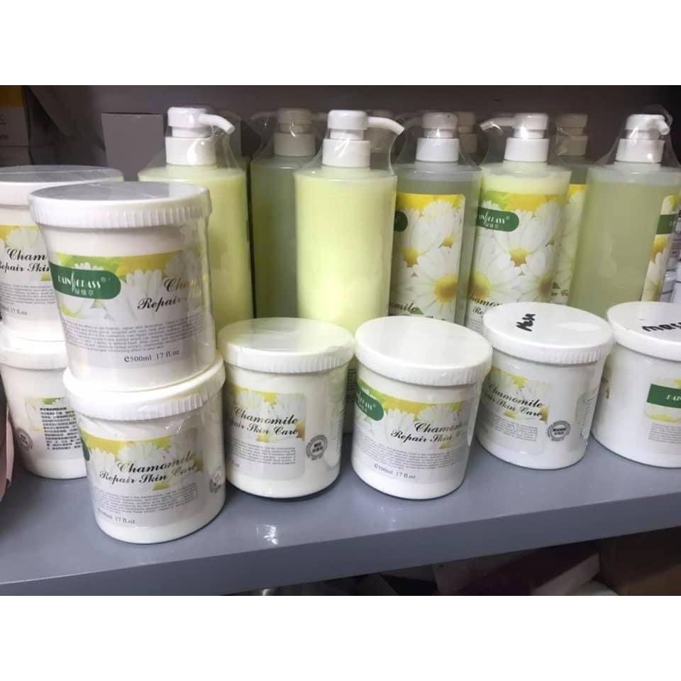 Nước hoa hồng chiết xuất Hoa Cúc, chai 1000ml chuyên dùng trong spa | BigBuy360 - bigbuy360.vn